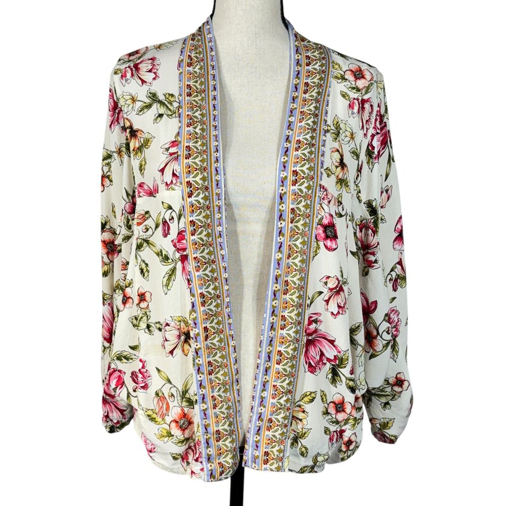 Anthropologie Akemi + Kin One Size Idalia Floral Kimono Top Lightweight Boho